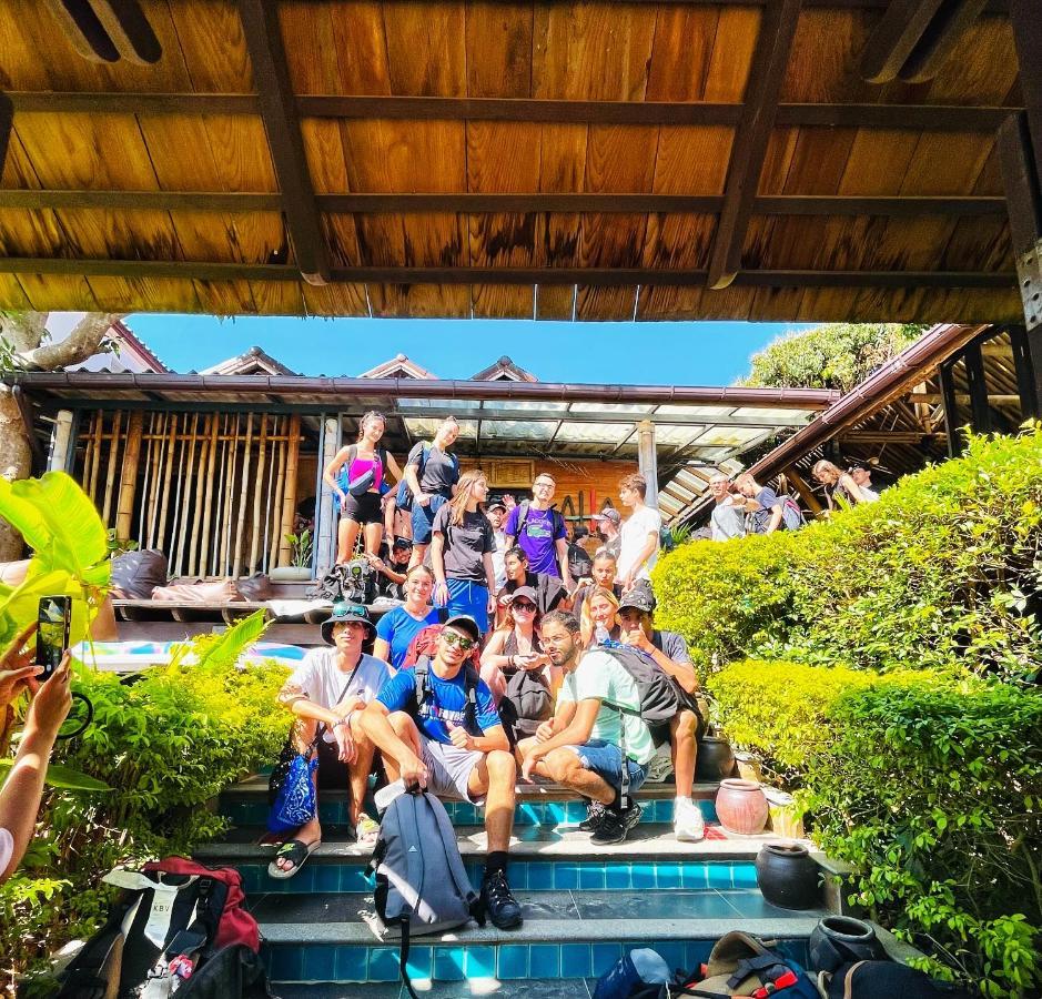 Aha Lanta Cozy Hostel Koh Lanta Exterior photo